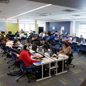Students use computers in an on-campus lab
