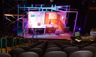 Image for news article SUNY Adirondack, Wood Theater team for 'Five Women'