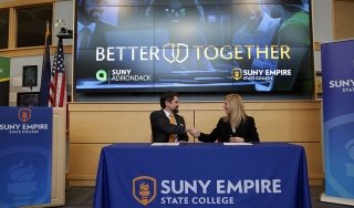 Image for news article SUNY Adirondack and SUNY Empire State College sign joint-admissions agreement